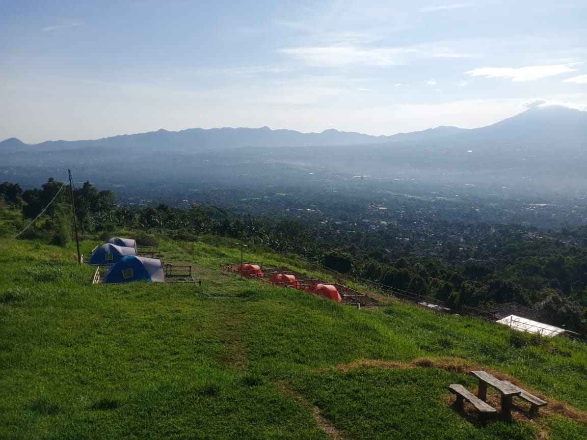 Sunrise Gunung Salak